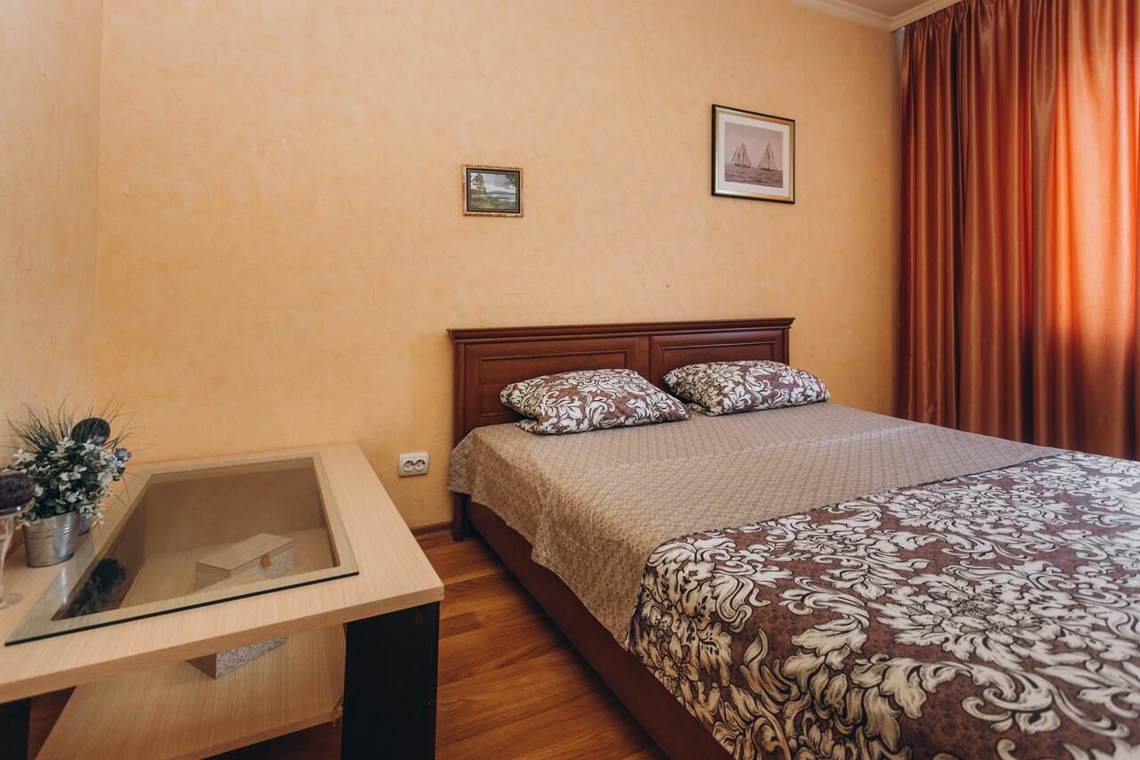 Апартаменты Apart-hotel Centr on street Petropavlovskaya 2 room Сумы