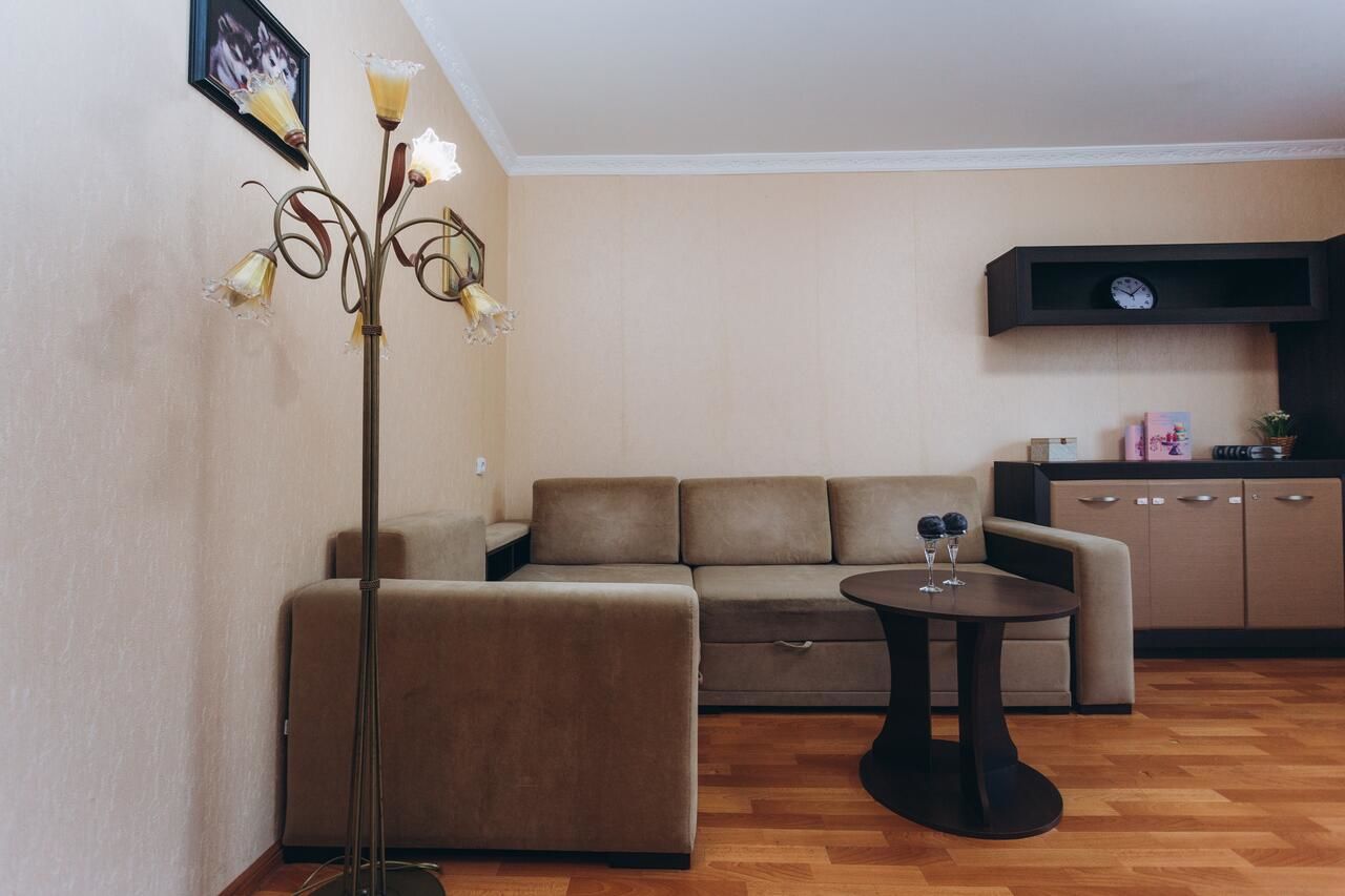 Апартаменты Apart-hotel Centr on street Petropavlovskaya 2 room Сумы-20